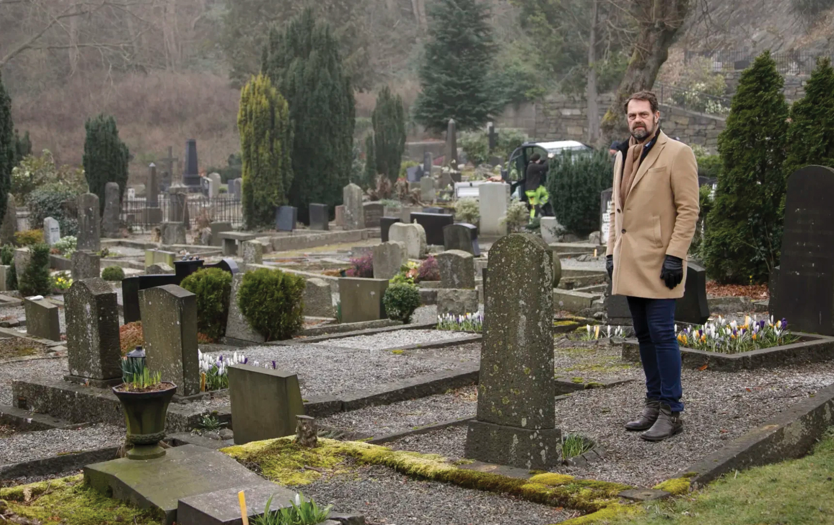 Kirkegård i Trondheim med graver som skal behandles med kalk